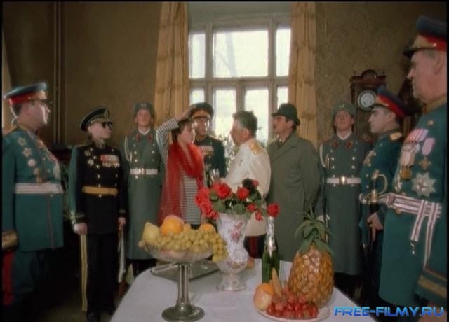 Черная роза - эмблема печали, красная роза - эмблема любви Черная роза - эмблема печали, красная роза - эмблема любви