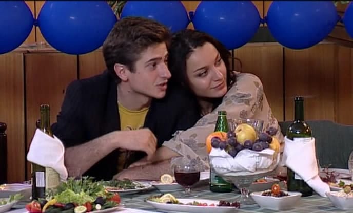 Бесплатно скачать сериал Любовь на острие ножа - все серии (2007) .