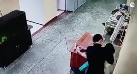 Алибасова забрали в психбольницу кадры Алибасова забрали в психбольницу кадры
