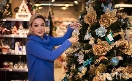 Буланова проведет Новый год на работе? кадры Буланова проведет Новый год на работе? кадры