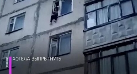 Цветаева на спор хотела выброситься из окна кадры Цветаева на спор хотела выброситься из окна кадры