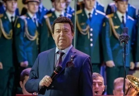 Иосиф Кобзон собрался уйти со сцены кадры Иосиф Кобзон собрался уйти со сцены кадры