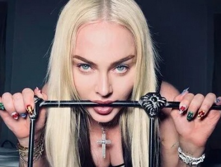 Мадонну раскритиковали за пост в Instagram про коронавирус кадры Мадонну раскритиковали за пост в Instagram про коронавирус кадры
