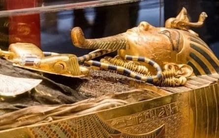 Проклятие гробницы Тутанхамона кадры