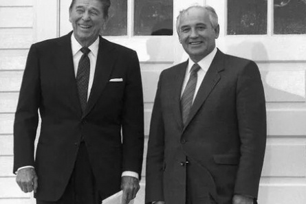 Рейган и Горбачев кадры