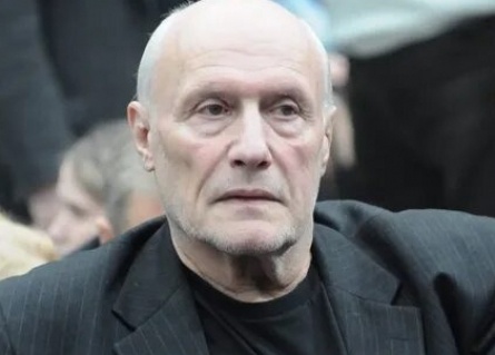 Родня Пороховщикова делит его имущество кадры Родня Пороховщикова делит его имущество кадры