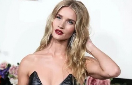 Роузи Хантингтон-Уайтли и Кара Делевинь стали звездами Elle Style Awards кадры Роузи Хантингтон-Уайтли и Кара Делевинь стали звездами Elle Style Awards кадры