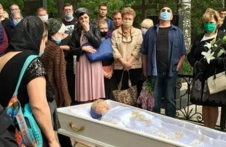 Рязанов мог умереть после похорон второй жены кадры Рязанов мог умереть после похорон второй жены кадры
