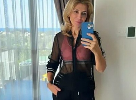 Телебабушка Дома 2 Ирина Александровна вызвала волнение среди девочек кадры Телебабушка Дома 2 Ирина Александровна вызвала волнение среди девочек кадры