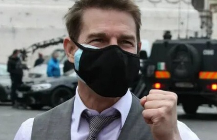 Том Круз решил построить киностудию на секретной военной базе кадры Том Круз решил построить киностудию на секретной военной базе кадры