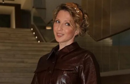 Яна Чурикова стала законной женой кадры Яна Чурикова стала законной женой кадры