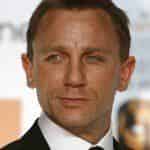 Агент 007 уводит чужих жен