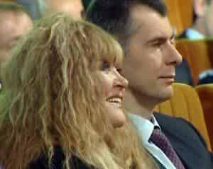 Алла Пугачева подыскивает для Прохорова жену