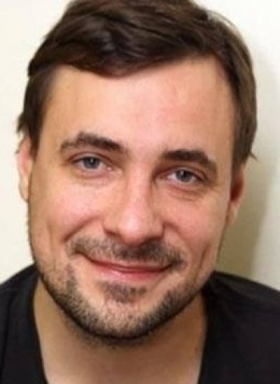 Артист Евгений Цыганов отмечает 40 летие
