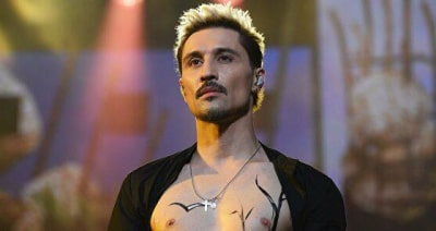 Дима Билан показал, как он зауютил дом, пока болеет