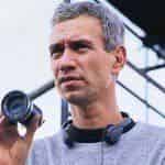 Признанный гей отмечает юбилей