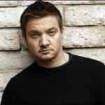 Джереми Реннер завязал с криминалом