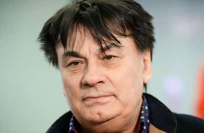 Серов выставил на продажу пятикомнатную квартиру в Москве за 20 млн рублей