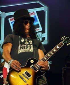 Экс-гитарист Guns ‘N Roses занялся кинематографом