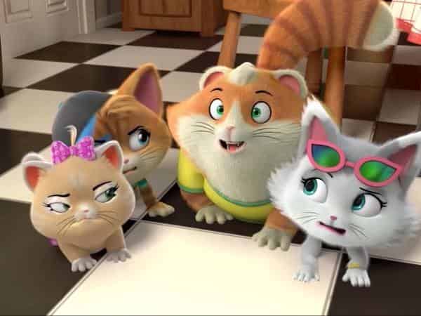 44-котёнка-Бонго-на-сцене