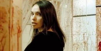 A-l-intérieur-Ana