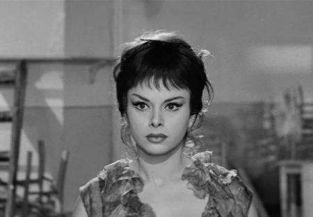 кадр из фильма Адуя и ее подруги