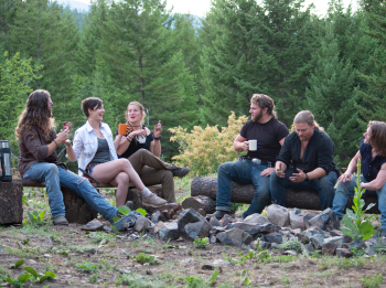 Аляска:-семья-из-леса-Потерянный-рай