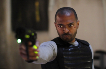 Аномалия кадры