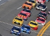 программа Матч Арена: Автоспорт NASCAR Мартинсвилль Трансляция из США