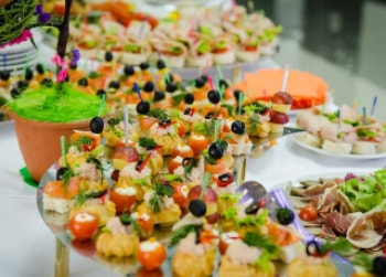 Банкет-Фуршет-Недорого-Урок-16-Основное-блюдо