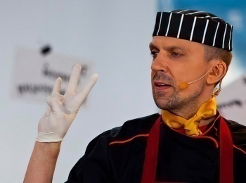 Безумный-Балаханов-Нюансы-Мясо,-томленное-с-черносливом