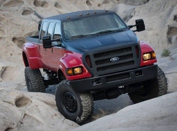 Братья-Дизель-Грузовик-против-поезда