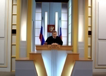 программа Зал суда: Час суда 179 серия