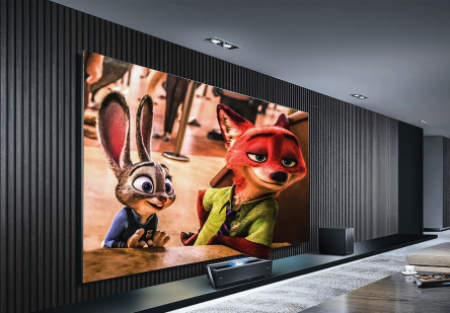 кадр из фильма Чупи в деревне