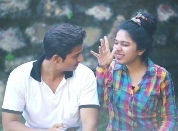 программа Индия ТВ: Чужой