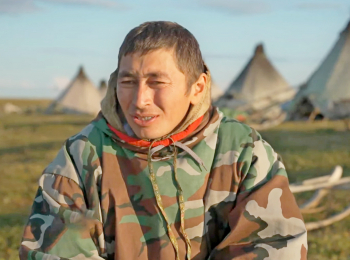 Дети-Тундры-идут-в-школу