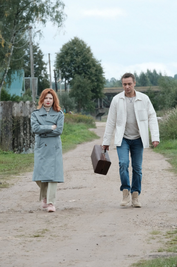 программа ТВ Центр (ТВЦ): Доктор Иванов Родная кровь