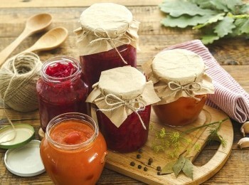 Домашние-заготовки-Черешня-и-клубника