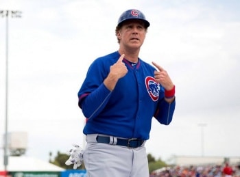 Феррелл-выходит-на-поле