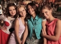 Формат-А4-Чужой-ребенок-Возьмите-в-руки-автомат-Круглый-дом