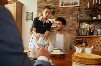 программа Домашний: Как выйти замуж за француза 4 серия