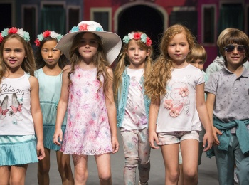 программа Fashion One: Kids Fashion Week In Valencia Episode 1