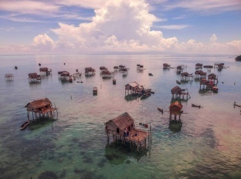 Люди-моря:-Баджо,-жизнь-на-сваях