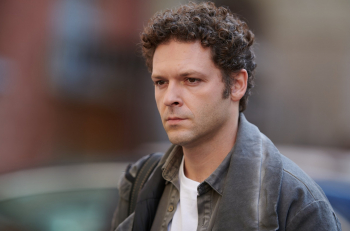 программа Кинопремьера: Маме снова 17