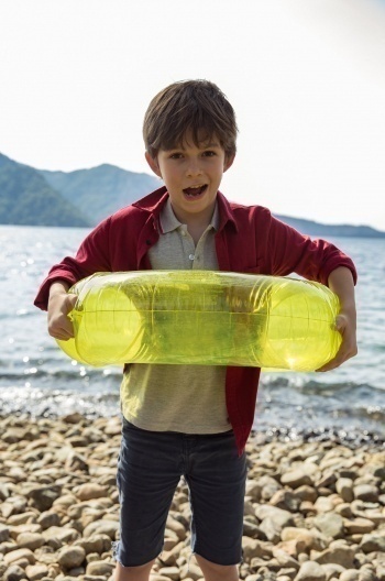 программа Россия 1: Между нами глубокое море