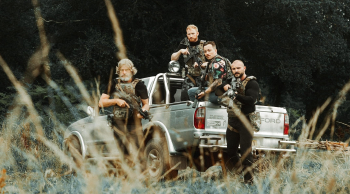 программа Кинопремьера: Морпехи Зов долга