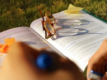 программа Надежда: Мудрость на каждый день Сколько раз прощать брату моему?