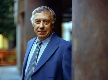 программа Первый канал: Надо просто любить и верить