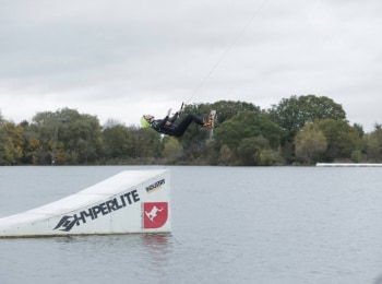 программа National Geographic: Научные глупости Водные забавы