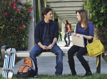 Необычная-семья-Необычный-двойной-стандарт